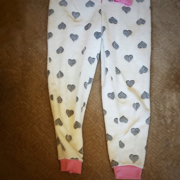 Soft Heart Onsie - Picture 2 of 4